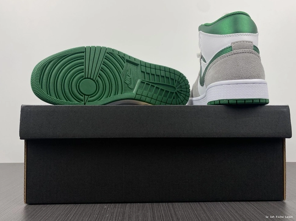 Mid Grey DC7294-103 Green Jordan 1 - 0524